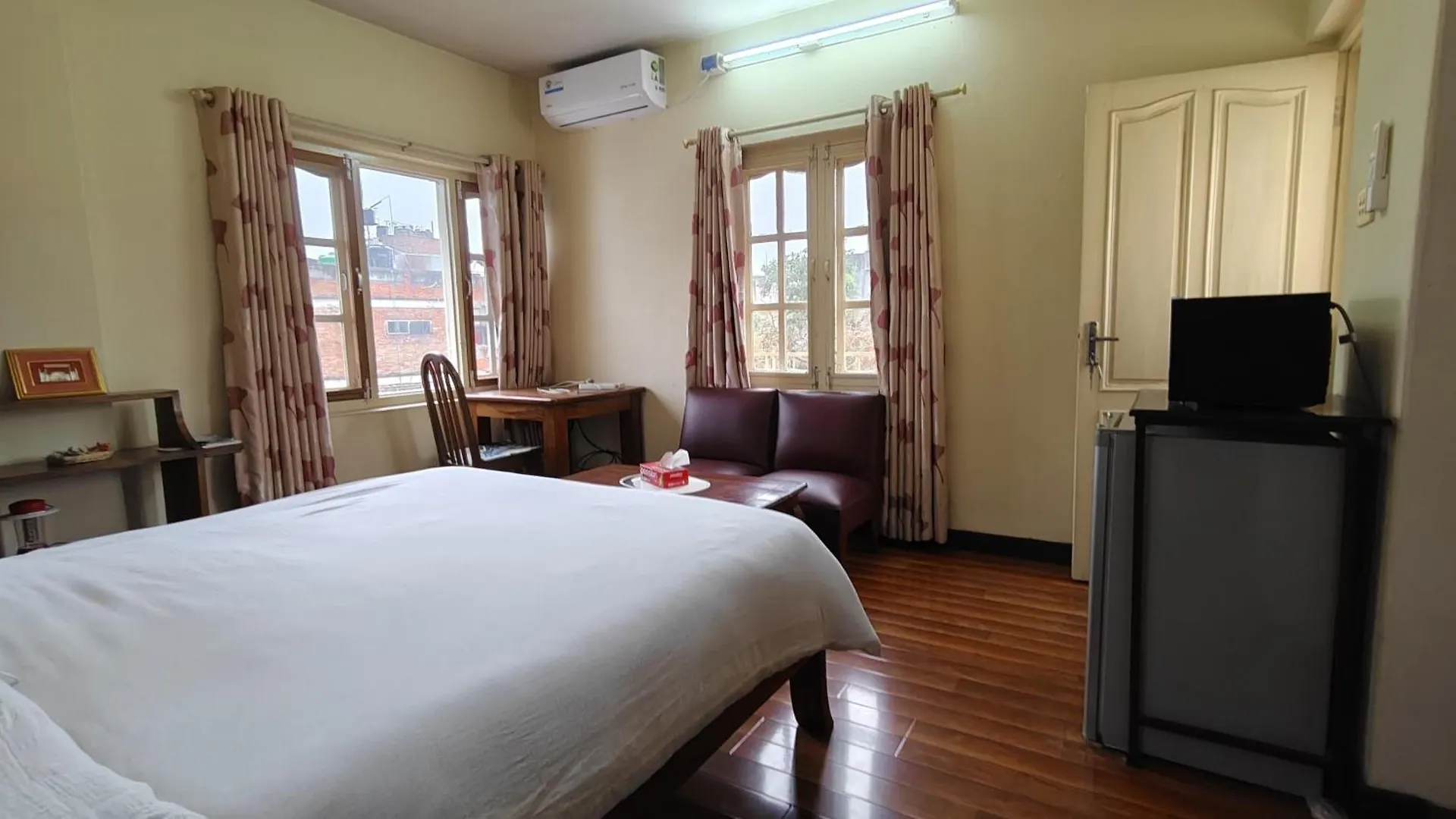 Rooftop Studio And 2Bhk Apartments In Kathmandu'S Most Happening Place